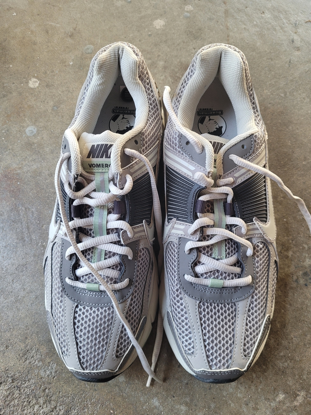Women's Nike Zoom Vomero 5 Cobblestone/Light Bone (FB8825 001) - 10.5W/9M